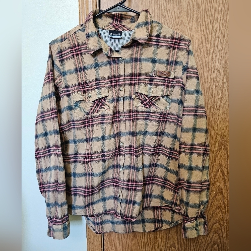 Columbia PHG Plaid Flannel Shirt Women's Size Medium Hunting Gear Button Down